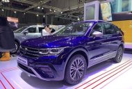 Volkswagen Tiguan 2022 - Nhận cọc xe ngay, giao xe tận nhà, hỗ trợ giấy tờ nhanh gọn giá 1 tỷ 999 tr tại Hà Nội