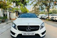 Mercedes-Benz GLA 45 AMG 2015 - Bán xe Mercedes GLA45 AMG sản xuất 2015, màu trắng giá 1 tỷ tại Hà Nội