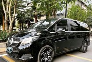 Mercedes-Benz V 220 2015 - Cần bán lại xe Mercedes V220 năm sản xuất 2015, màu nâu giá 1 tỷ 690 tr tại Tp.HCM