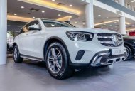 Mercedes-Benz GLC 200 2021 - Bán Mercedes GLC 200 2.0 l4 sản xuất 2021, màu trắng giá 1 tỷ 799 tr tại Cần Thơ