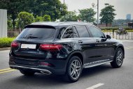 Mercedes-Benz GLC 300 2019 - Cần bán xe màu đen giá 1 tỷ 686 tr tại Nghệ An
