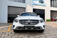 Mercedes-Benz GLC 200 2022 - Bảo hành 3 năm và không giới hạn km - Quà tặng và ưu đãi khủng giá 2 tỷ 129 tr tại Cần Thơ