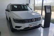 Volkswagen Tiguan 2022 - Trả trước 650 triệu nhận xe ngay giá 1 tỷ 929 tr tại Phú Yên