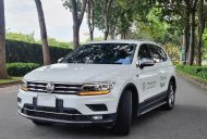 Volkswagen Tiguan 2022 - Cần bán lại xe demo, xe mới, đã trang bị thêm nhiều phụ kiện, tặng gia hạn bảo hành 2 năm, giá tốt giá 1 tỷ 499 tr tại Tp.HCM