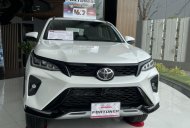 Toyota Fortuner 2022 - Giảm 50% thuế trước bạ - Tặng phụ kiện cao cấp giá 1 tỷ 259 tr tại Vĩnh Long
