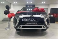 Mitsubishi Outlander  chưa lăn bánh 2022 - Outlander chưa lăn bánh giá 900 triệu tại Nghệ An