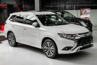 Mitsubishi Stavic 2022 - Hỗ trợ thuế trước bạ - Xe giao ngay giá 825 triệu tại Bình Định
