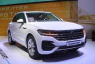 Hãng khác Khác Volkswagen Touareg 2022 - Bán ô tô Volkswagen Touareg đời 2022, màu trắng, nhập khẩu giá 3 tỷ 299 tr tại Hưng Yên