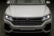 Volkswagen Touareg 2023 - Volkswagen Touareg Luxury 2023 giá 3 tỷ 499 tr tại Tp.HCM