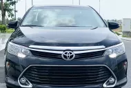 Toyota Camry 2.0E 2017 - Toyota Camry 2.0E 2017 chính chủ xe đẹp đi lướt bảo dưỡng full hãng. giá 635 triệu tại Tp.HCM