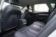 Audi Q5 quattro 2.0 2018 - Cần bán lại xe Audi Q5 quattro 2.0 đời 2018, màu trắng giá 1 tỷ 250 tr tại Hà Nội