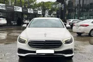 Mercedes-Benz E200 Exclusive 2023 - Cần bán gấp Mercedes Exclusive đời 2023, màu trắng giá 1 tỷ 799 tr tại Hà Nội