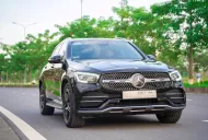 Mercedes-Benz GLC 300 4Matic 2021 - Bán xe Mercedes 4Matic đời 2021, màu đen/kem giá tốt giá 1 tỷ 579 tr tại Hà Nội