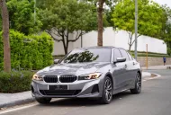 BMW 320i Sportlight 2024 - Cần bán lại xe BMW 320i Sportlight đời 2024, màu xám, nhập khẩu giá 1 tỷ 399 tr tại Hà Nội