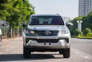 Toyota Fortuner 2016 - Cần bán gấp Toyota Fortuner sản xuất 2016, màu bạc, nhập khẩu chính hãng giá 598 triệu tại Hà Nội