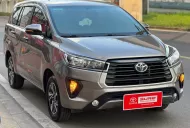Toyota Innova 2.0E 2021 giá 610 triệu tại Tp.HCM