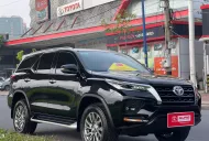 Toyota Fortuner 2.7V AT 2022 giá 930 triệu tại Tp.HCM