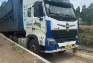 Howo HW 2014 - BÁN ĐẦU KÉO 375 CẦU BÌA – GIÁ CHỈ 275 TRIỆU  giá 275 triệu tại Phú Yên