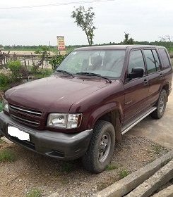 Isuzu Trooper 2001 - Bán ô tô Isuzu Trooper đời 2001, màu đỏ, xe nhập