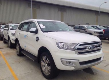 Ford Everest Titanium  2018 - Nhận cọc xe Ford Everest 2018 đủ màu tại Phú Thọ, lh 0978212288