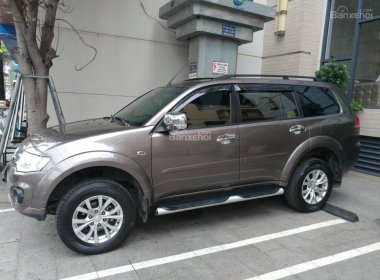 Mitsubishi Pajero 2016 - Bán Mitsubishi Pajero 2016, máy xăng, số tự động