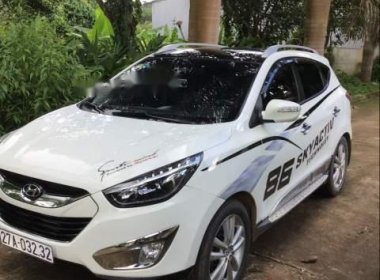 Hyundai Tucson 2010 - Cần bán lại xe Hyundai Tucson 2010, màu trắng chính chủ, 580 triệu