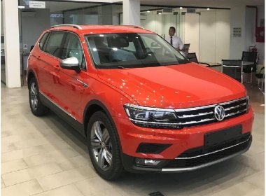 Renault Koleos Tiguan 2.0 Turbo 2018 - Bán xe 7 chỗ gầm cao sản xuất 2018, đủ màu nhập từ Đức