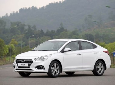 Hyundai Accent Base 2019 - Basn xe Hyundai Accent giảm 10tr TM tặng phim, sàn, cam hành trình