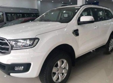 Ford Everest  2.0L Ambiente 2018 - Thanh lý gấp - Ford Everest Ambient 2.0 MT đời 2018, màu trắng