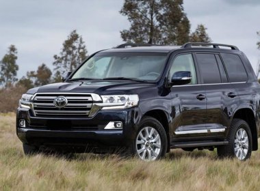 Toyota Land Cruiser 2019 - Hỗ trợ giao xe nhanh toàn quốc khi mua chiếc Toyota Land Cruiser cao cấp, sản xuất 2019, giá cạnh tranh