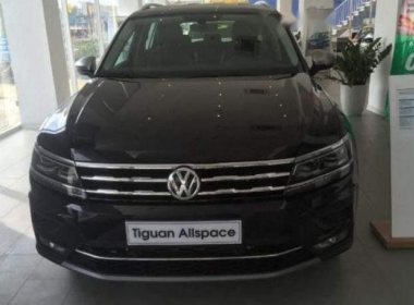 Volkswagen Tiguan   2018 - Cần bán Volkswagen Tiguan năm 2018, màu đen, xe nhập