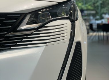 Peugeot 5008 2022 - Xe sẵn, giao ngay, ưu đãi khủng tại Hà Nội - Liên hệ để được báo giá tốt nhất.